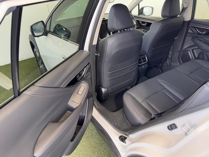 2025 Subaru Outback AWD Touring