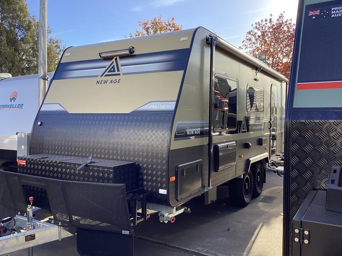 2025 New Age Caravans Manta Ray Expedition 19Er Full Off-Road
