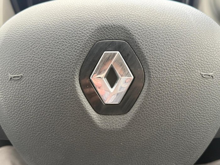 2018 Renault Trafic 85kW X82 Glacier White