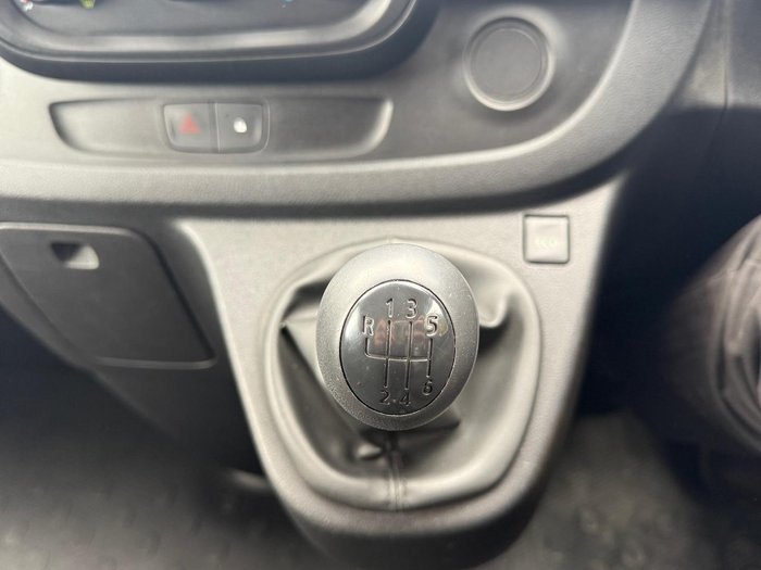 2018 Renault Trafic 85kW X82 Glacier White