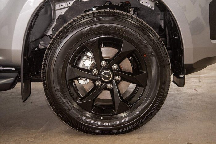 2025 Isuzu D-MAX X-RIDER