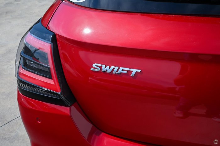 2025 Suzuki Swift Hybrid GLX