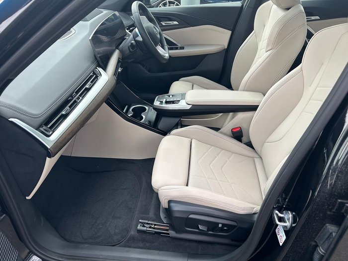 2024 BMW iX1 eDrive20 xLine