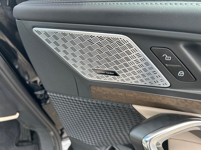 2024 BMW iX1 eDrive20 xLine