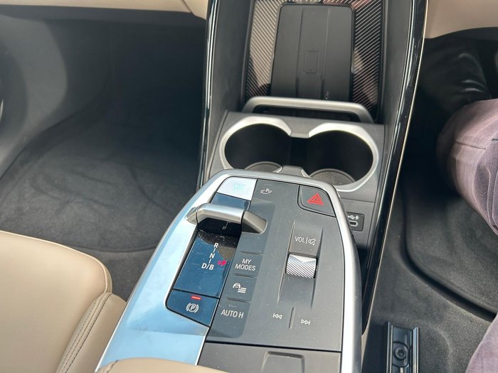 2024 BMW iX1 eDrive20 xLine