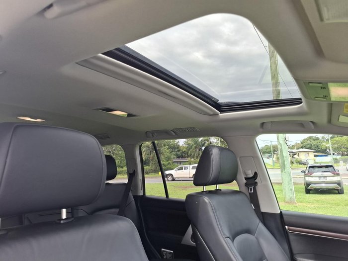 2017 Toyota Landcruiser VX