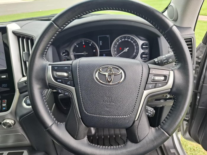 2017 Toyota Landcruiser VX