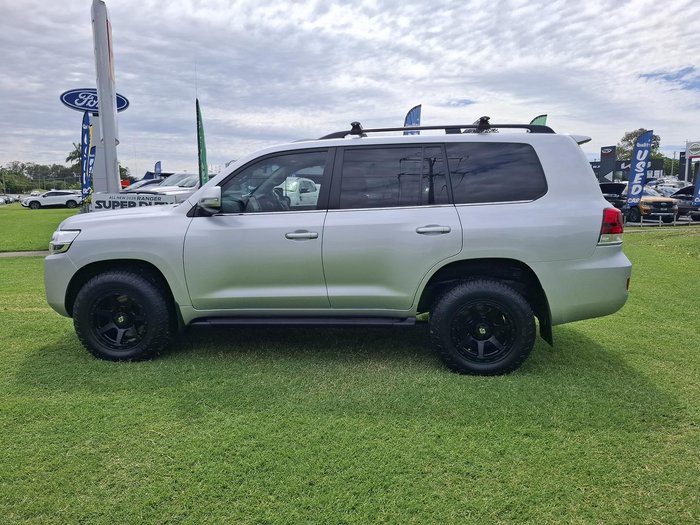2017 Toyota Landcruiser VX