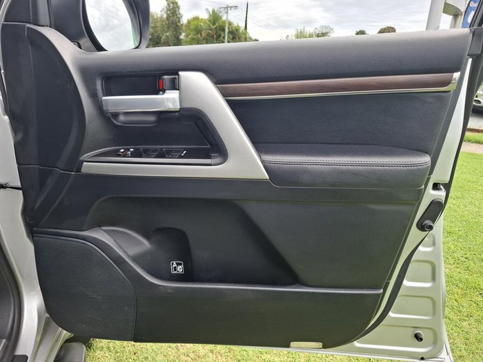 2017 Toyota Landcruiser VX