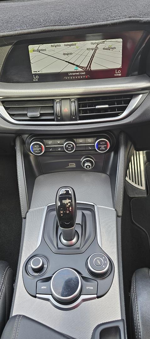 2018 Alfa Romeo Stelvio Ti AWD Alfa White