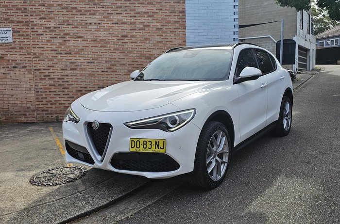 2018 Alfa Romeo Stelvio Ti AWD Alfa White