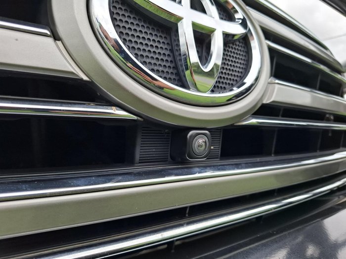 2018 Toyota Landcruiser VX VDJ200R 4X4 Dual Range Glacier White