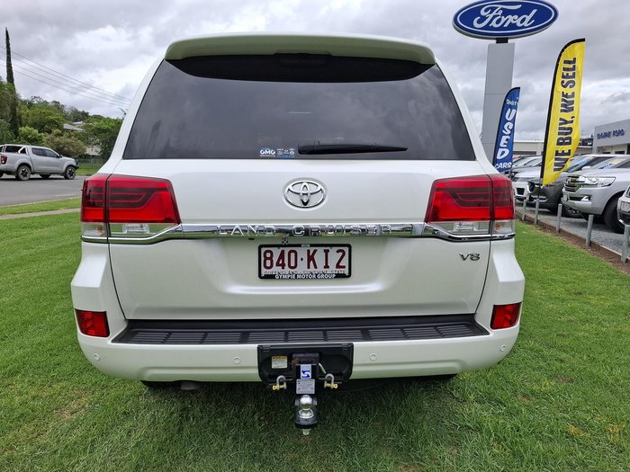 2018 Toyota Landcruiser VX VDJ200R 4X4 Dual Range Glacier White