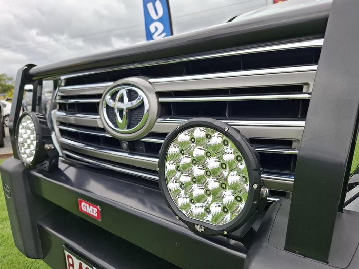 2018 Toyota Landcruiser VX VDJ200R 4X4 Dual Range Glacier White