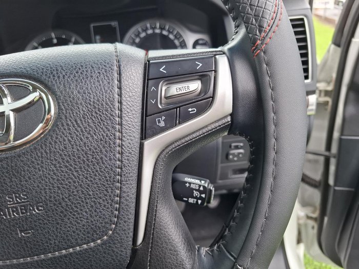 2018 Toyota Landcruiser VX VDJ200R 4X4 Dual Range Glacier White