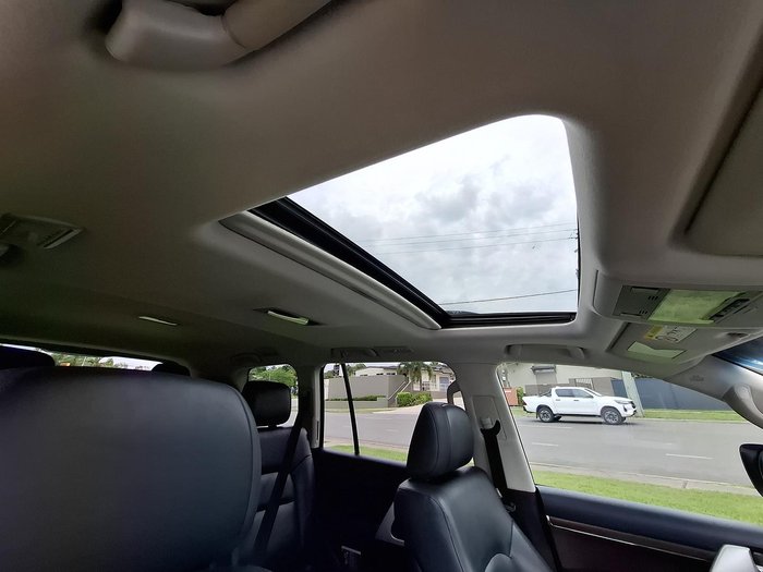 2018 Toyota Landcruiser VX VDJ200R 4X4 Dual Range Glacier White