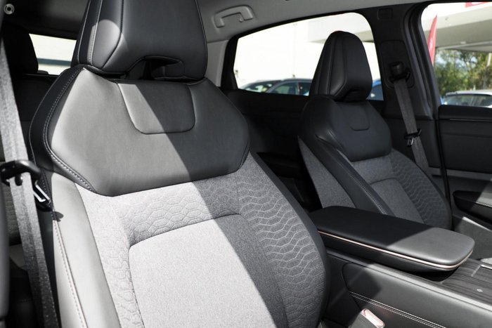 2025 Nissan Ariya Advance FE0 MY25 Pearl White