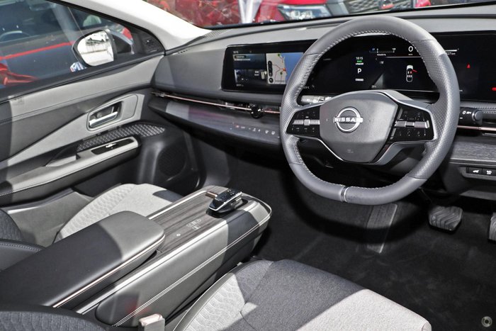 2025 Nissan Ariya Advance