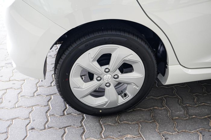 2025 Suzuki Swift Hybrid Plus