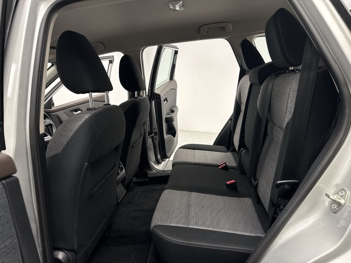 2024 Nissan X-TRAIL ST