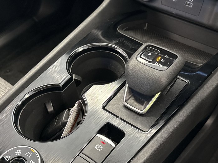 2024 Nissan X-TRAIL ST