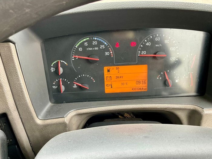 2015 Volvo Fe280 14 Pallet Freezer Themoking $100000+Gst Rwc VOLVO FE 280 WHITE