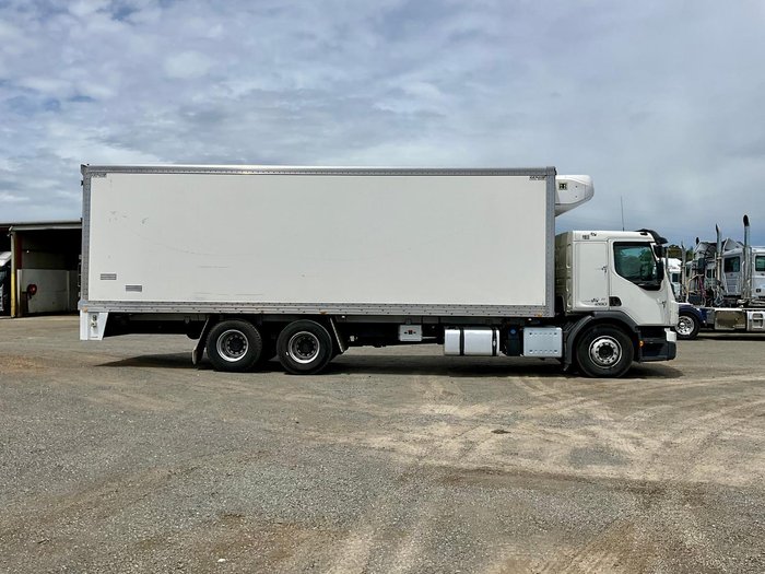 2015 Volvo Fe280 14 Pallet Freezer Themoking $100000+Gst Rwc VOLVO FE 280 WHITE