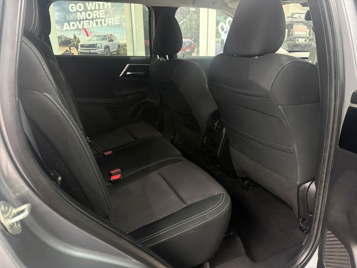 2021 Mitsubishi Outlander LS