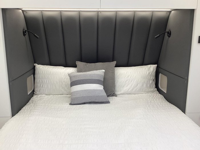 2025 New Age Caravans Oz Classic 20E