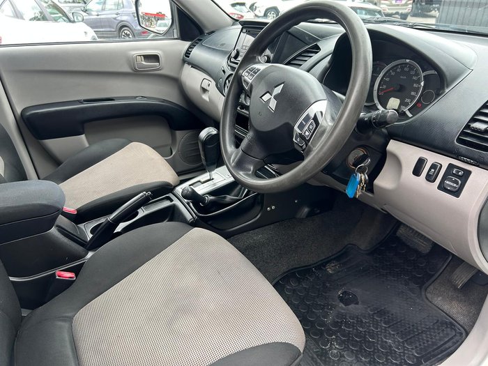 2014 Mitsubishi Triton GLX MN MY15 4X4 Dual Range White