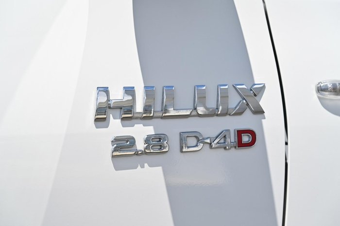 2018 Toyota Hilux SR GUN126R 4X4 Dual Range Glacier White