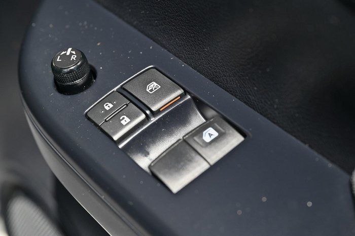 2018 Toyota Hilux SR GUN126R 4X4 Dual Range Glacier White