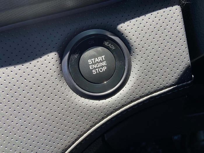 2025 KGM Musso Ultimate Q261 MY26 4X4 Dual Range Grand White