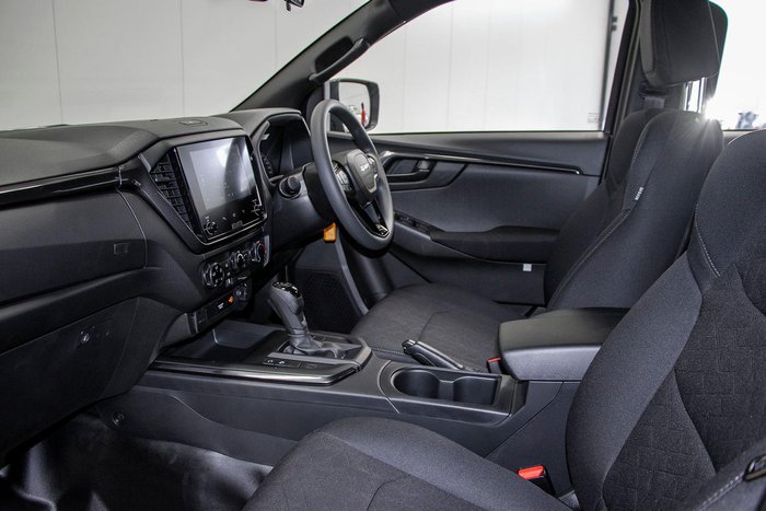 2025 Isuzu D-MAX X-RIDER