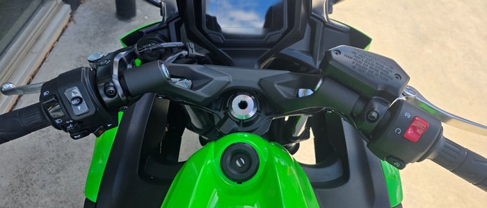 2025 Kawasaki 2025 KAWASAKI 650CC NINJA 650 KRT EDITION GREEN