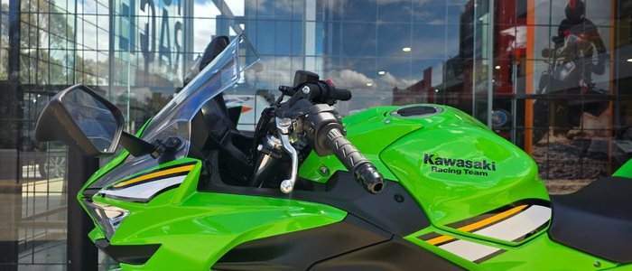 2025 Kawasaki 2025 KAWASAKI 650CC NINJA 650 KRT EDITION GREEN
