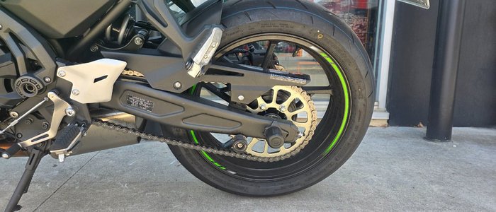 2025 Kawasaki 2025 KAWASAKI 650CC NINJA 650 KRT EDITION GREEN