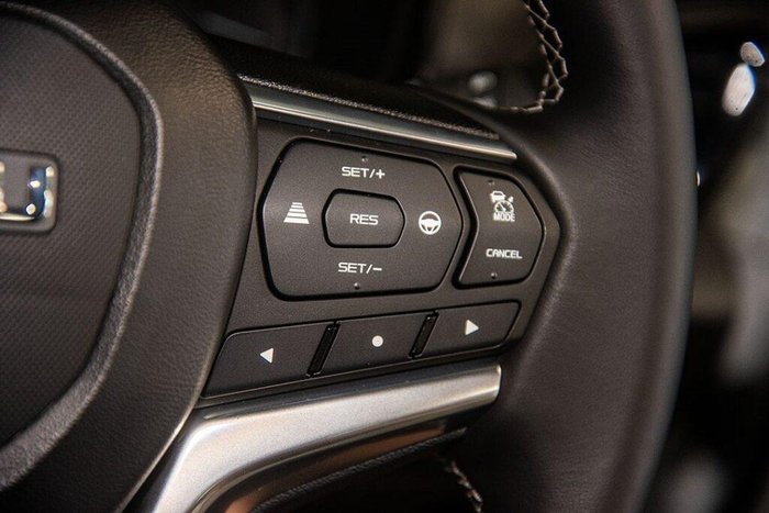 2025 Isuzu D-MAX LS-U