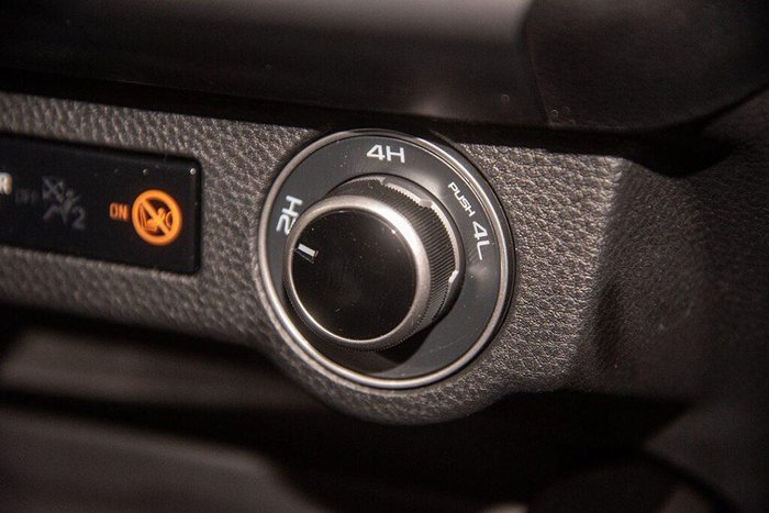 2025 Isuzu D-MAX LS-U