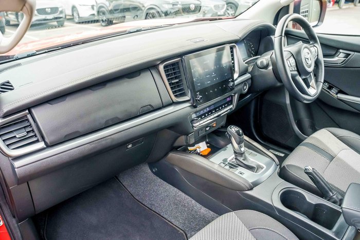 2025 Mazda BT-50 XTR