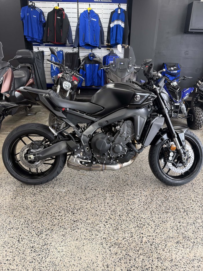 2025 YAMAHA MT09AS BLACK