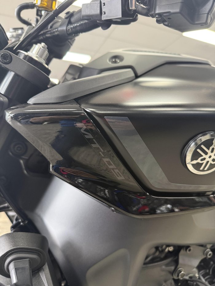 2025 YAMAHA MT09AS BLACK