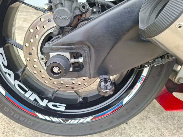 2017 Honda CBR1000RR (FIREBLADE) Red