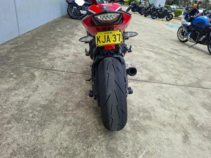 2017 Honda CBR1000RR (FIREBLADE) Red