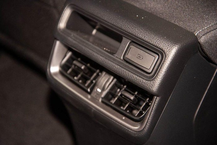 2025 Isuzu D-MAX LS-U