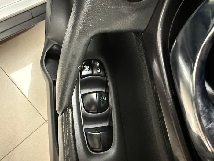 2021 Nissan X-TRAIL ST-L