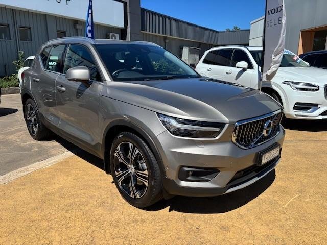 2020 Volvo XC40
