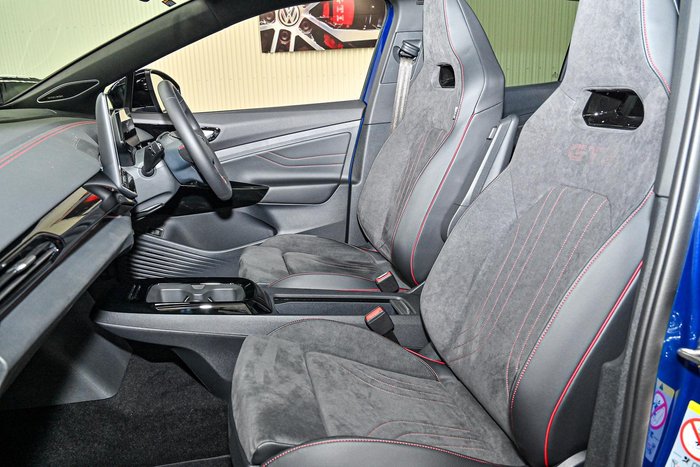 2025 Volkswagen ID.4 GTX