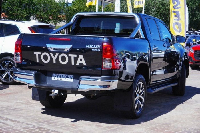 2018 Toyota Hilux SR5