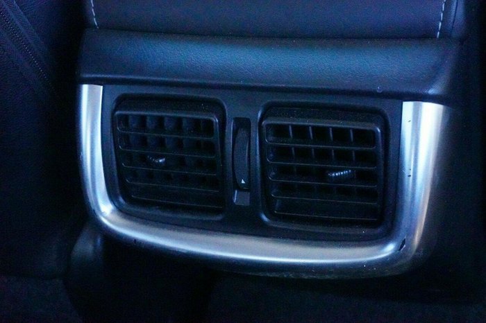 2018 Toyota Hilux SR5